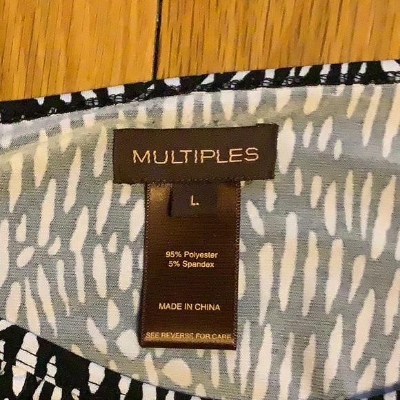 Multiples black and white blouse, great condition, size large. - Picture 3 of 6
